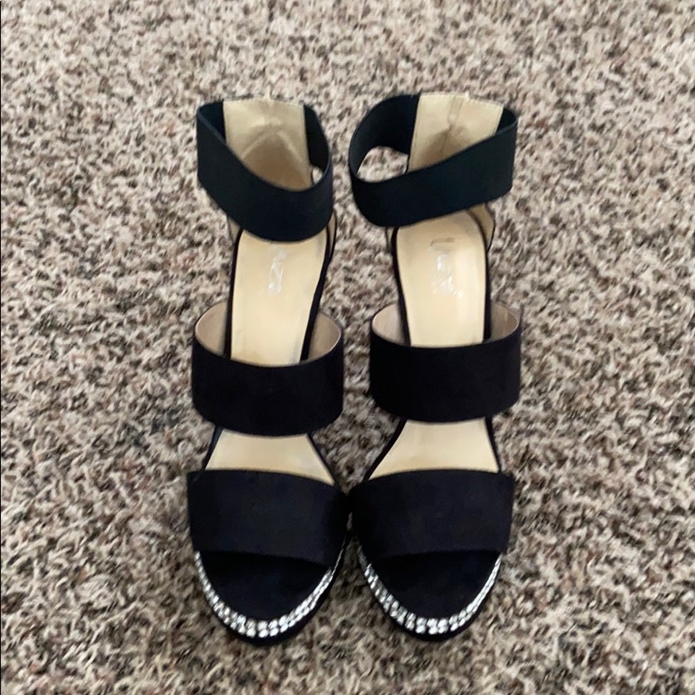 Unze London diamond encrusted shoes